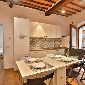  Apartment Indipendente Vicino Piazza Del Campo Italy