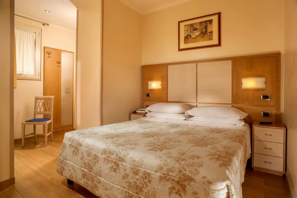 Hotel Piemonte Rome 3*,